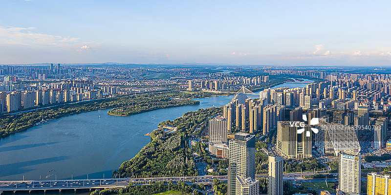沈阳夏天浑河两岸城市风光图片素材