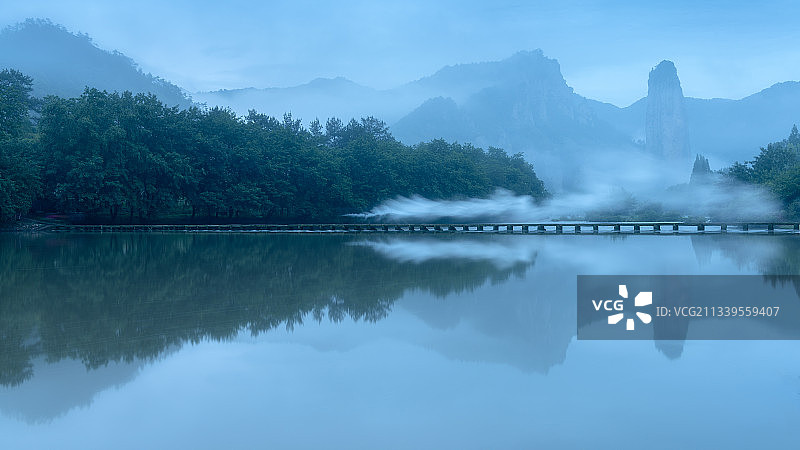 仙都风景区 朱潭山图片素材