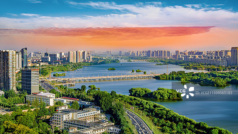 城水相依 山东临沂图片素材