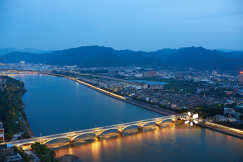 天台县南门大桥夜景图片素材