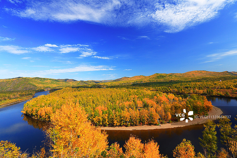 大兴安岭秋季激流河白鹿岛风光图片素材