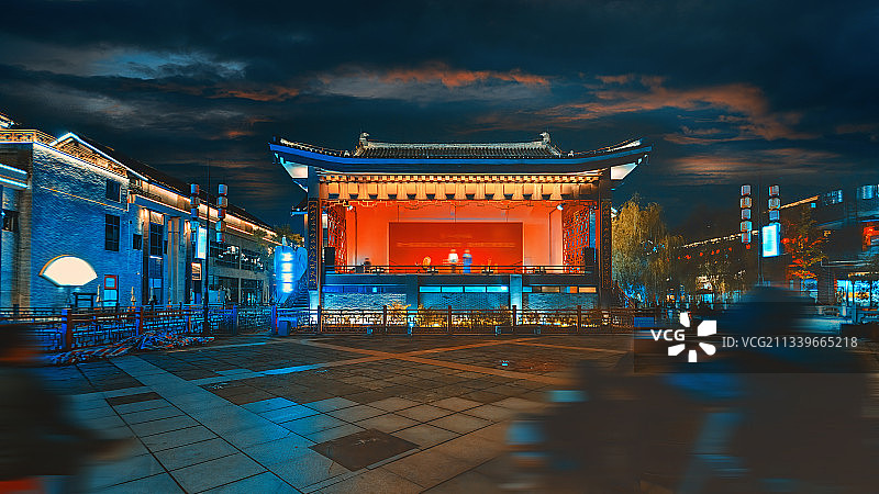 夜色里的戏台+唐城（湖北襄阳）图片素材