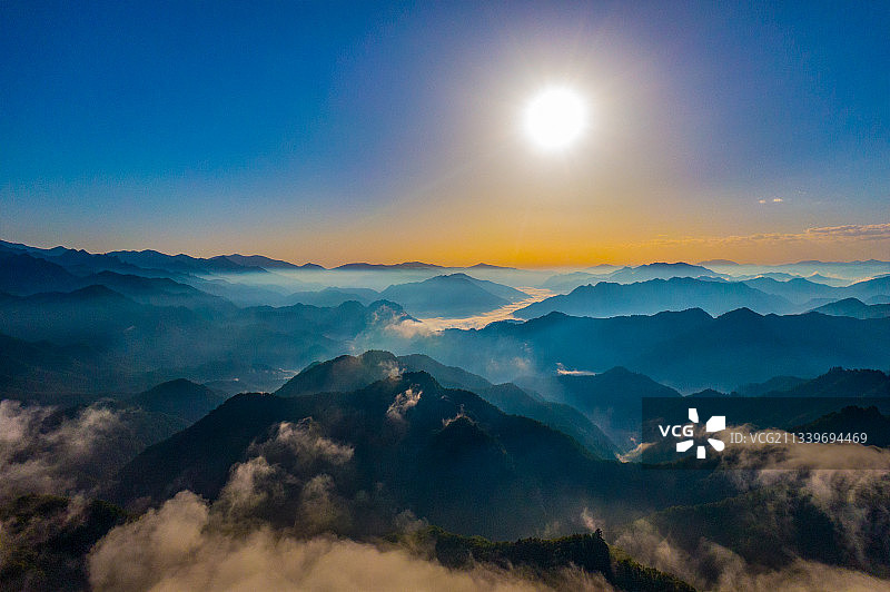 航拍秦岭美景图片素材