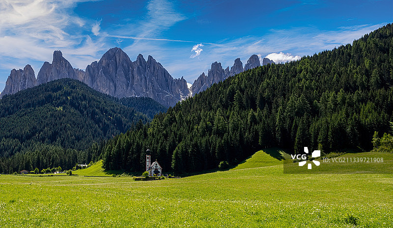 St.John教堂，富内斯山谷，Dolomites多洛米蒂图片素材