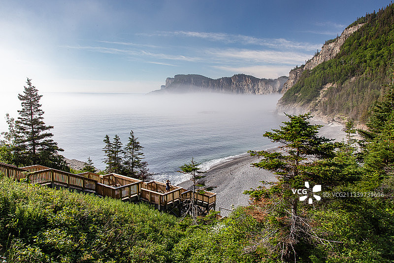 加拿大加斯佩半岛国家公园的海景与建筑图片素材
