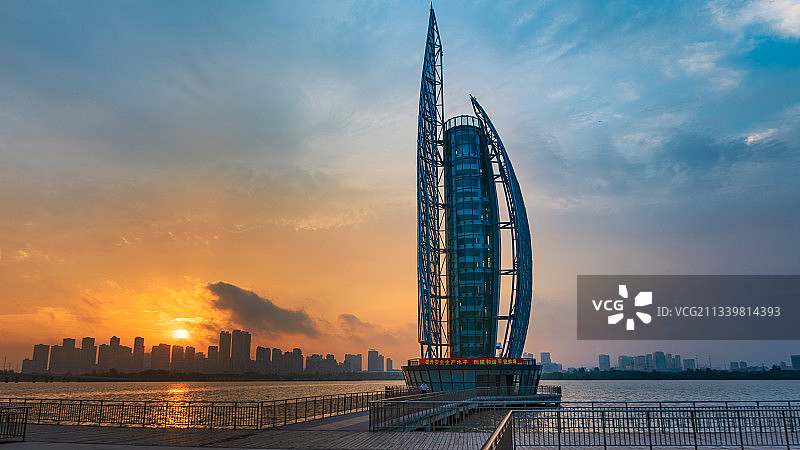 龙子湖日出图片素材