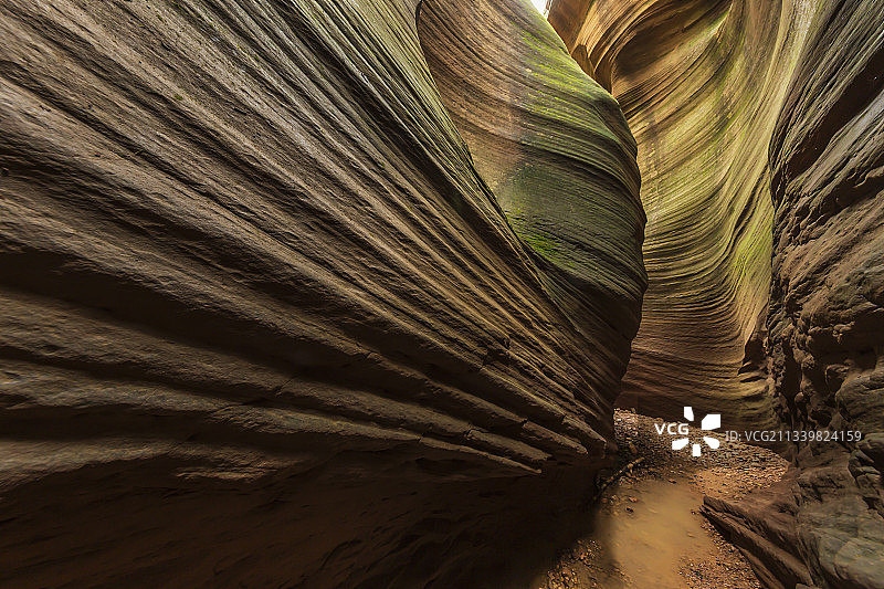 雨岔大峡谷    地下丹霞——陕西省延安市甘泉县图片素材