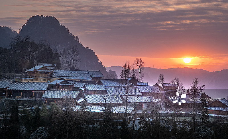 十八洞村梨子寨日出图片素材