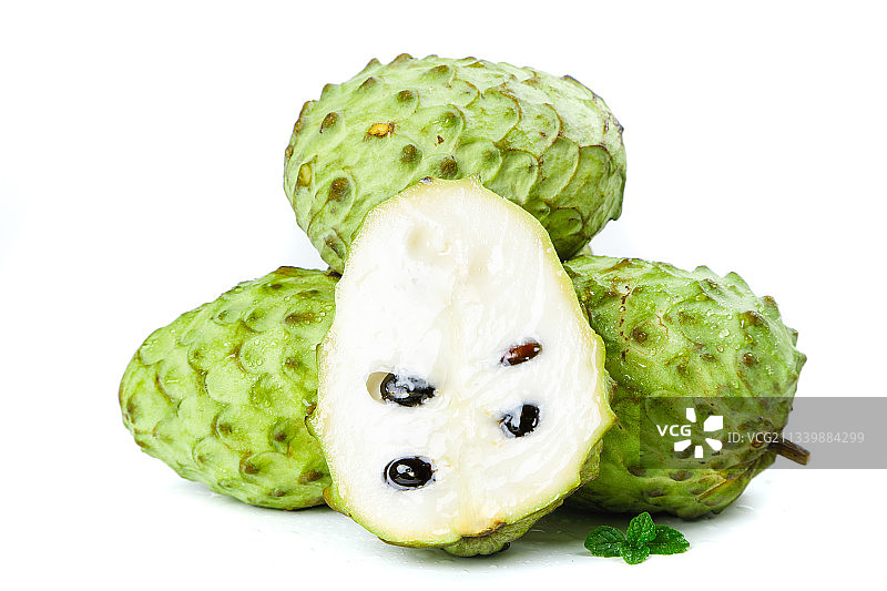 白底上放着释迦果图片素材