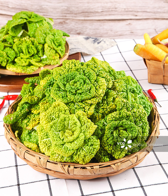 篮子里装着乌塌菜图片素材