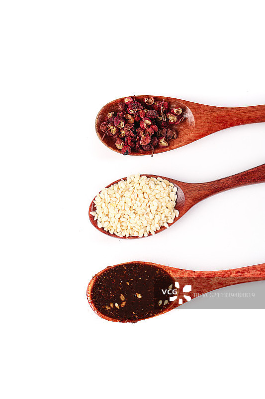 勺子里的川椒酱图片素材