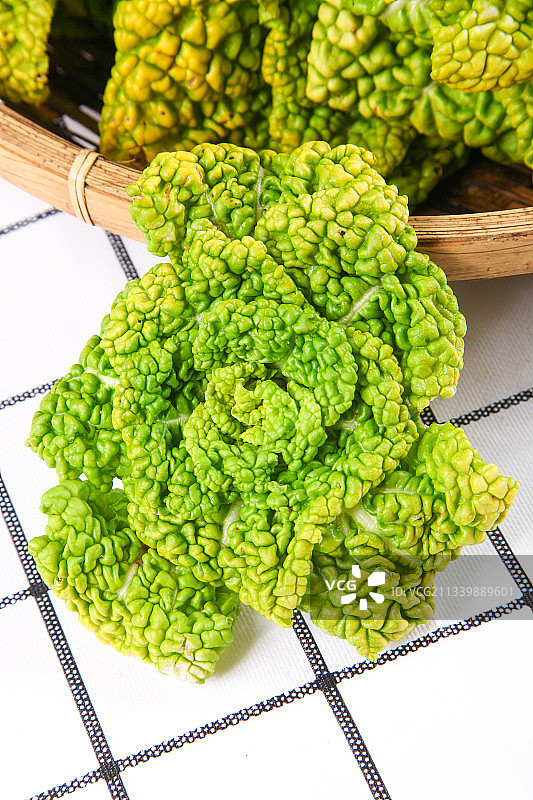 篮子里装着乌塌菜图片素材