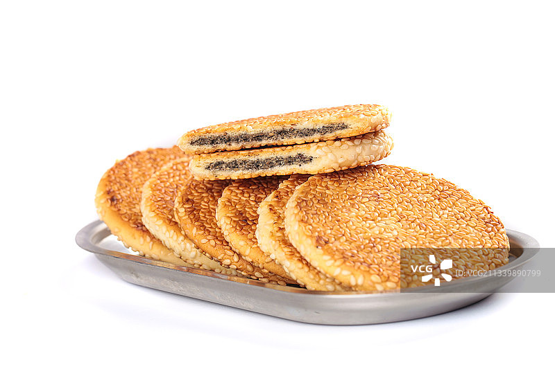 白底上放着一盘黄石港饼图片素材