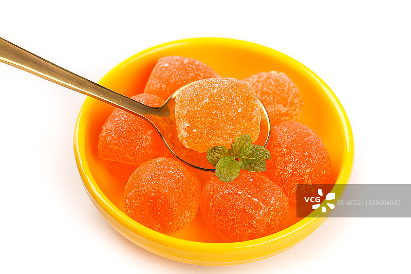 碟子里的水果味软糖图片素材