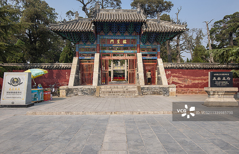 2010-10-06中国，山东省，济宁市，邹城市，孟庙图片素材