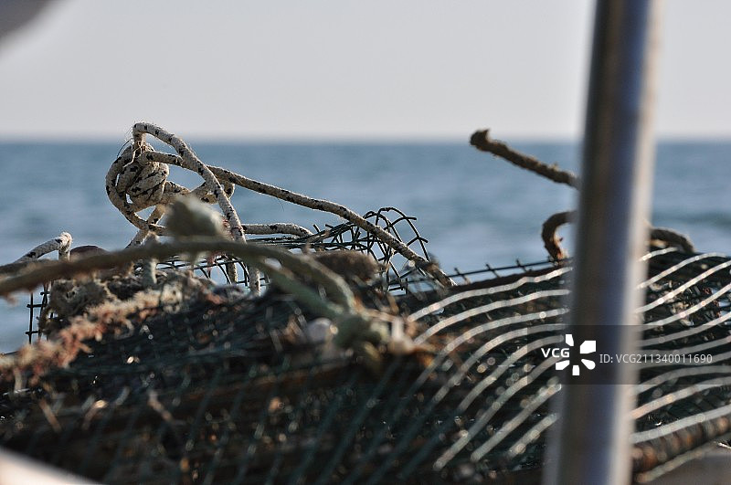 阿尔巴尼亚海中渔网特写图片素材