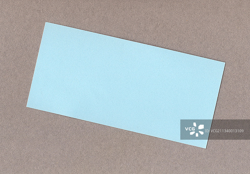 桌子上空白纸张的俯视图图片素材