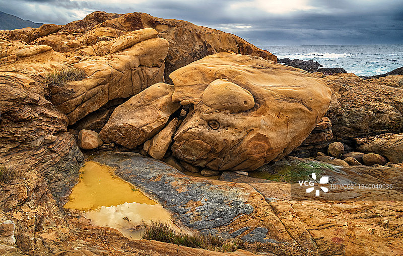 美国洛博斯角海滩岩石风景图片素材