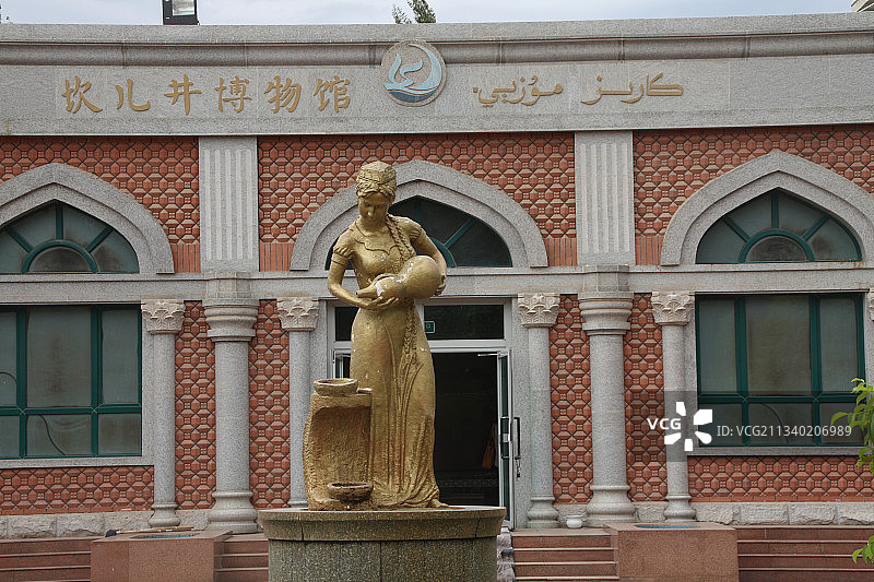 新疆.葡萄沟.郡王府.戈壁.著名景点图片素材