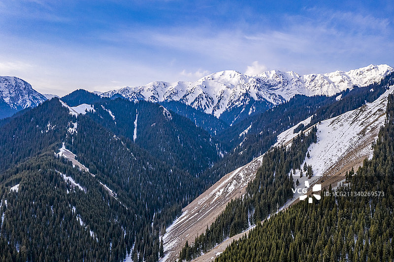 新疆伊犁：果子沟大桥及周围景区风光图片素材