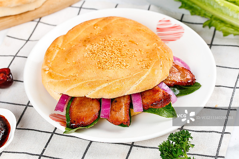 白格子底上的河南吊炉烧饼图片素材