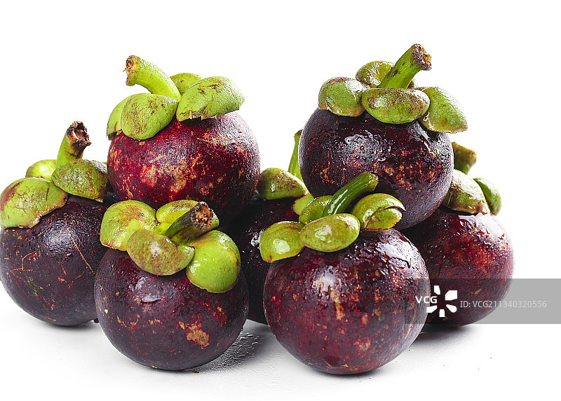 白底上摆放着山竹图片素材