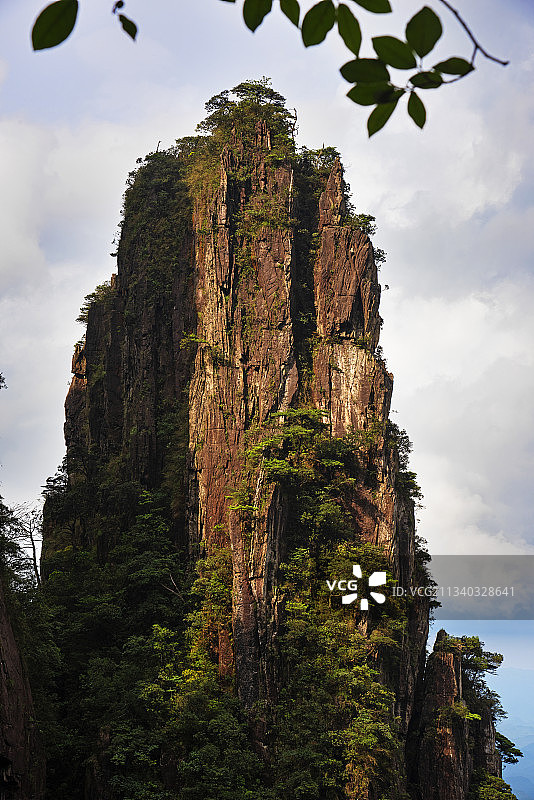 “人间仙境”、“天南第一峰”湖南郴州市宜章县蟒山五指峰图片素材