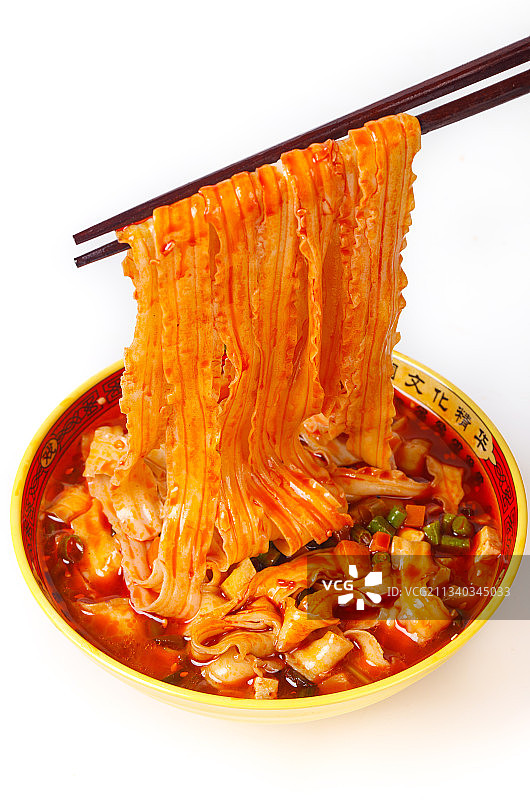 碗里装着臊子面图片素材