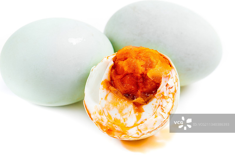 白底上的咸鸭蛋图片素材