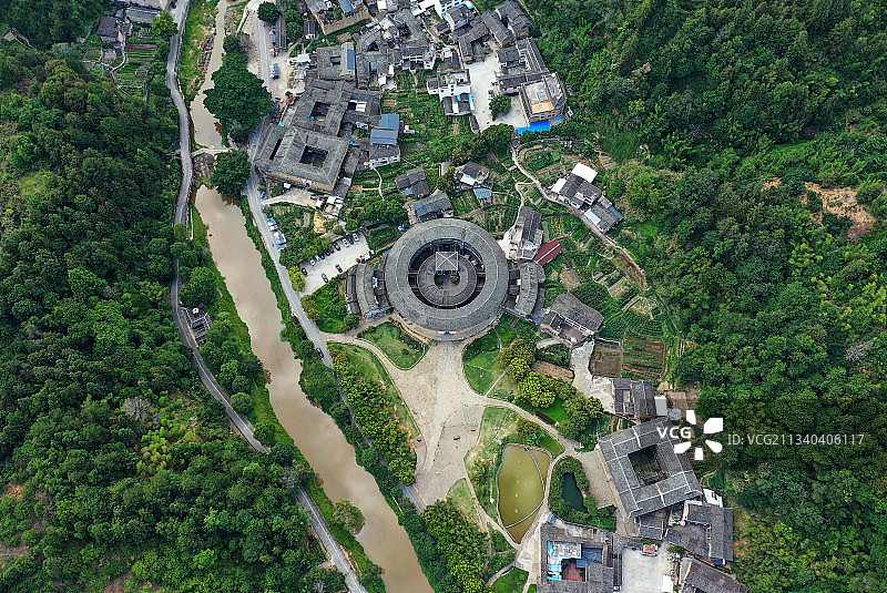 福建省龙岩市福建土楼永定景区洪坑土楼群振成楼航拍图片素材