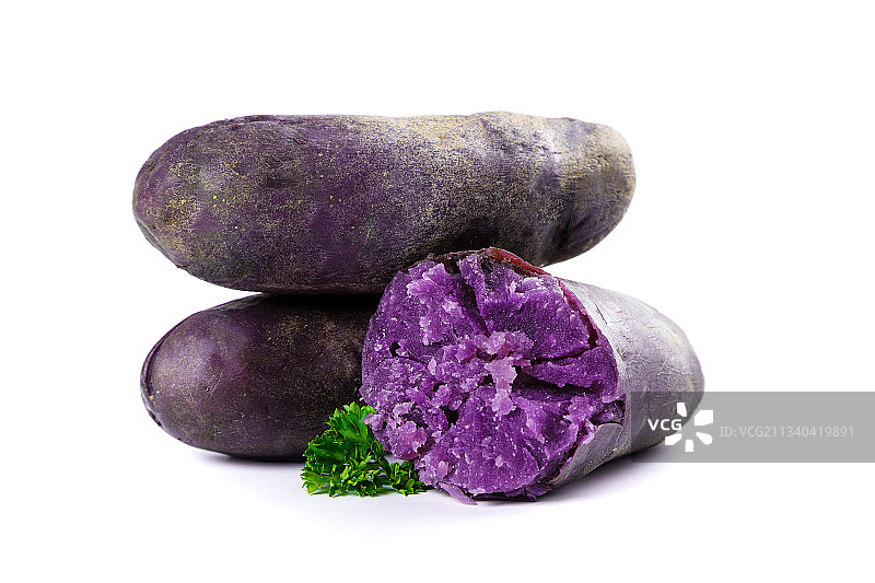 白底上放着黑紫马铃薯图片素材
