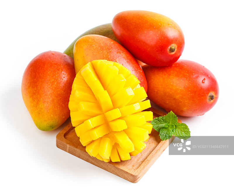 海南贵妃芒放在浅底上图片素材