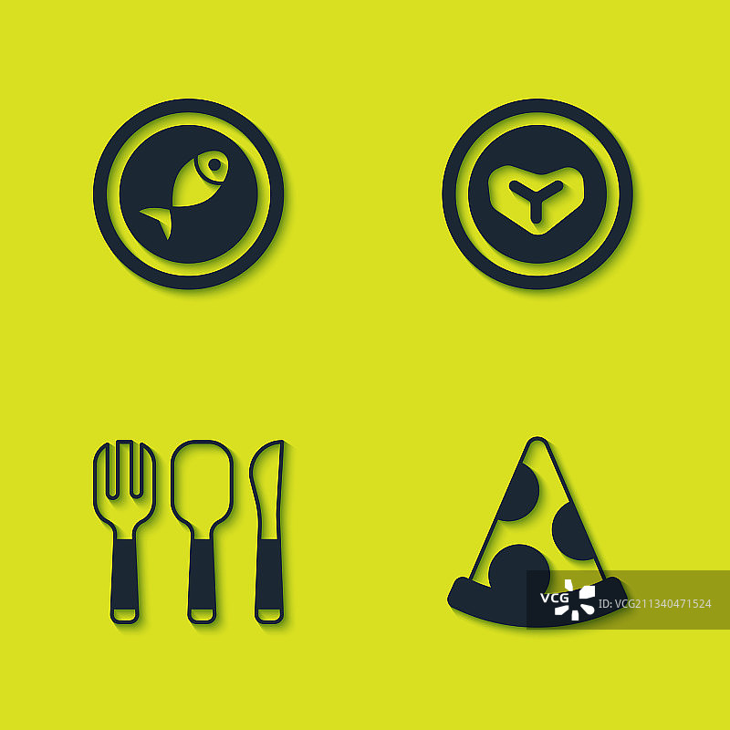 盘装鱼肉、披萨切片和叉子图片素材