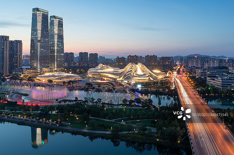 梅溪湖音乐喷泉内透图片素材