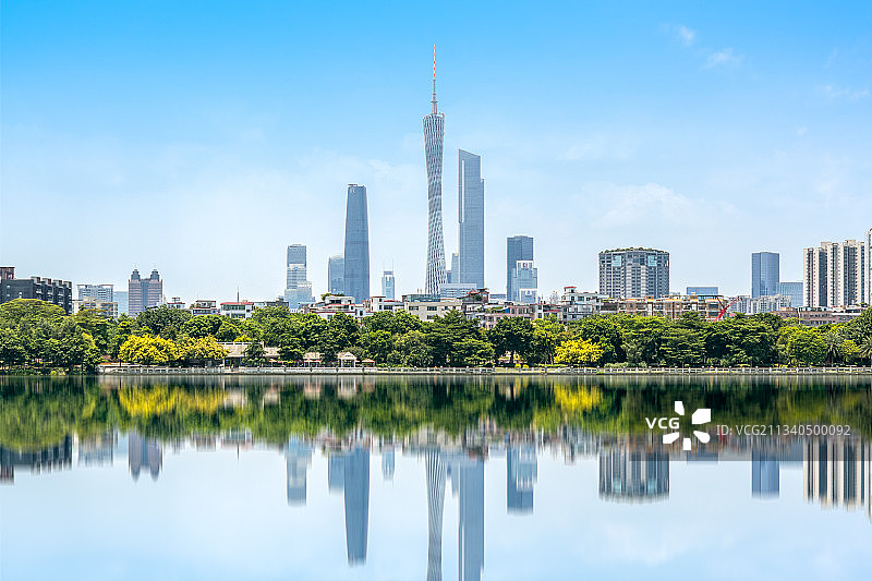 广州海珠湖公园和城市中轴线建筑群图片素材
