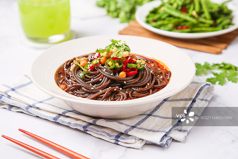 凉拌荞麦面图片素材