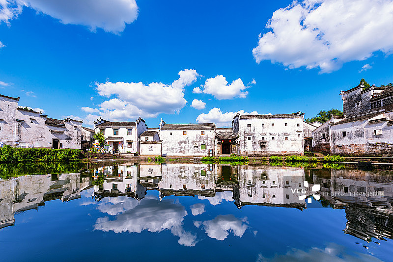 八卦村的蓝天白云图片素材