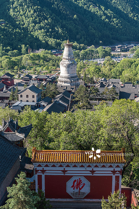 山西五台山寺庙佛塔建筑景观图片素材