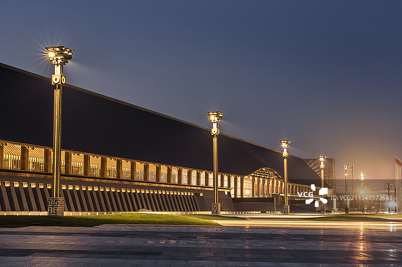 成都天府国际会议中心夜景图片素材