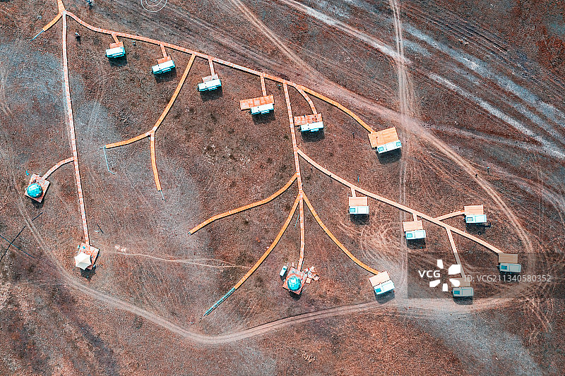 中国新疆博尔塔拉蒙古自治州博乐市赛里木湖旅游风景区房车营地图片素材