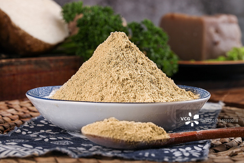 碗里装着魔芋粉图片素材