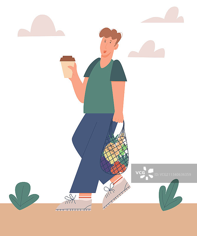 年轻人携带装满物品的环保袋图片素材