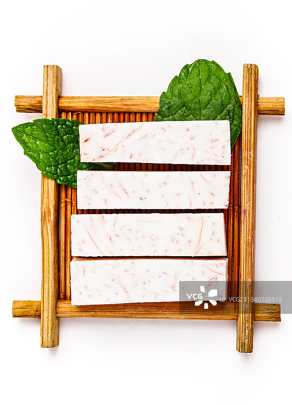 白底上的香芋图片素材