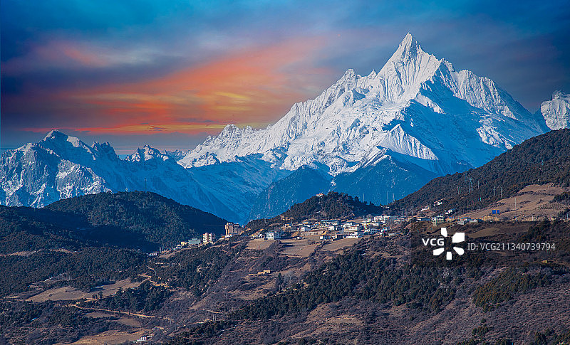 梅里雪山图片素材