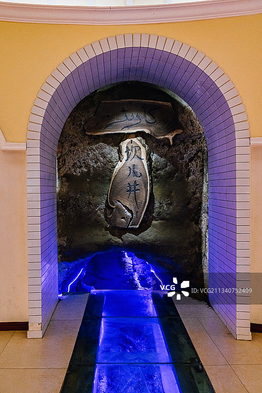 新疆维吾尔自治区吐鲁番地区坎儿井景点图片素材