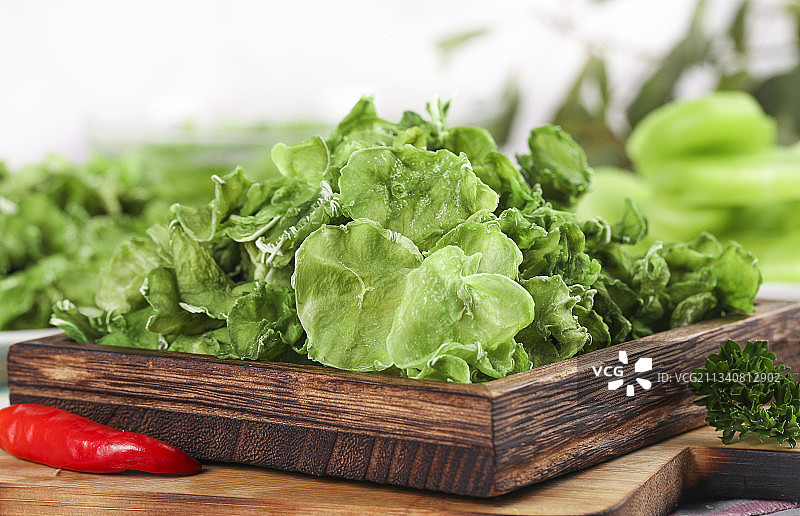 盘子里的农家莴笋干图片素材