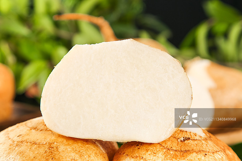 剥皮的白凉薯图片素材