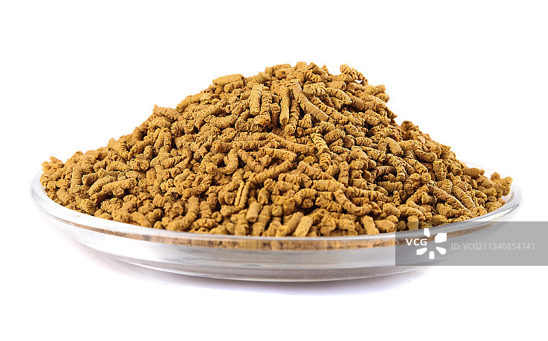 一盘大凉山苦荞放在白底上图片素材