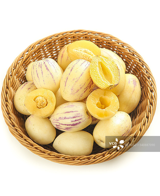 篮子里装着人参果图片素材