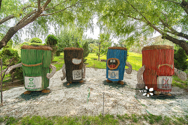 垃圾分类创意宣传图片素材